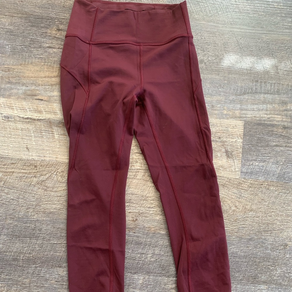 Lululemon In Movement size 4